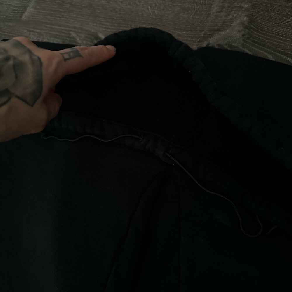 Yeezy Black Vultures Sweat Pants - Picture 3 of 3